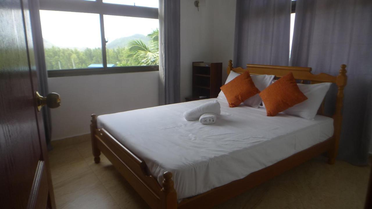 Belle Rose Vue Guest House Baie Sainte Anne Eksteriør bilde