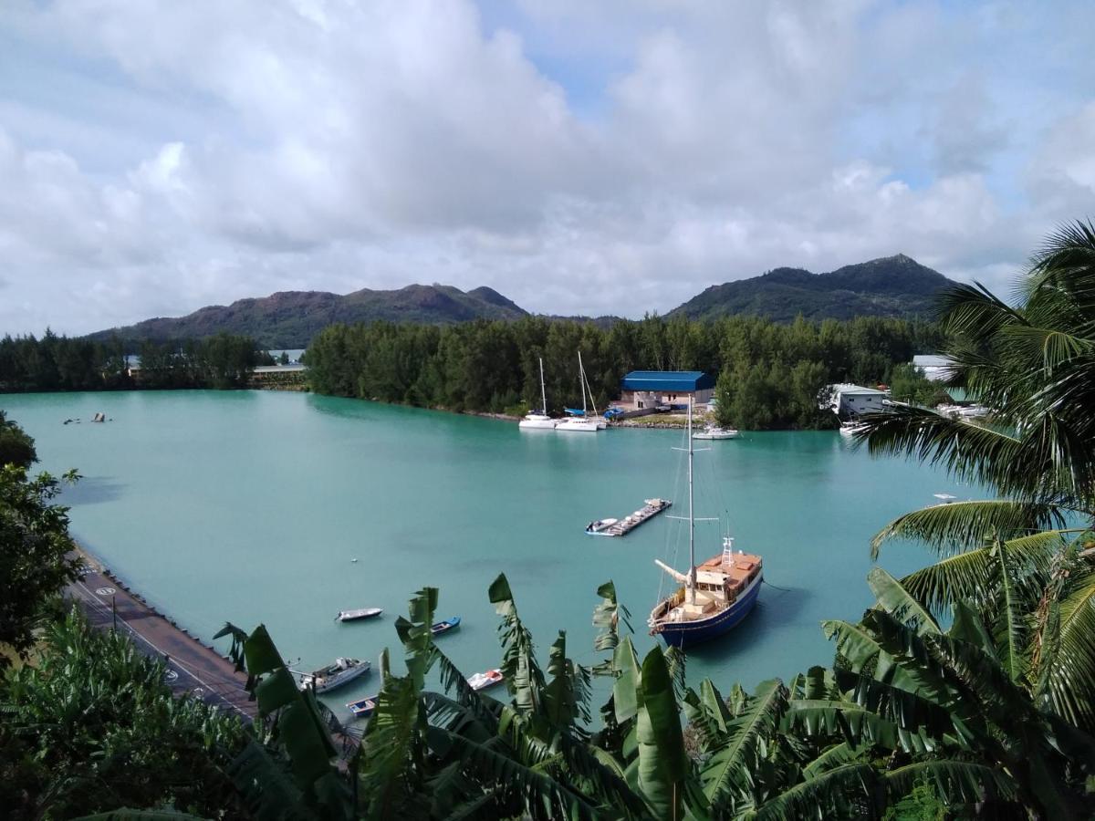 Belle Rose Vue Guest House Baie Sainte Anne Eksteriør bilde